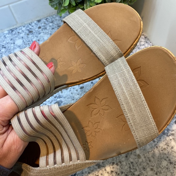 Skechers Cali Beverlee Smitten Kitten Wedge Sandals size 10 - Picture 7 of 9